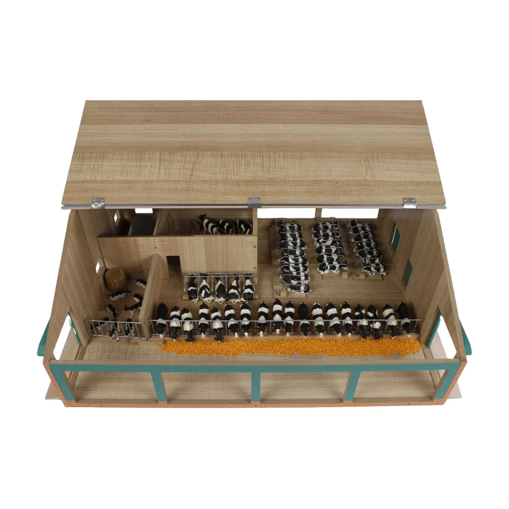 1:32 Cattle Shed with Milking Parlour
