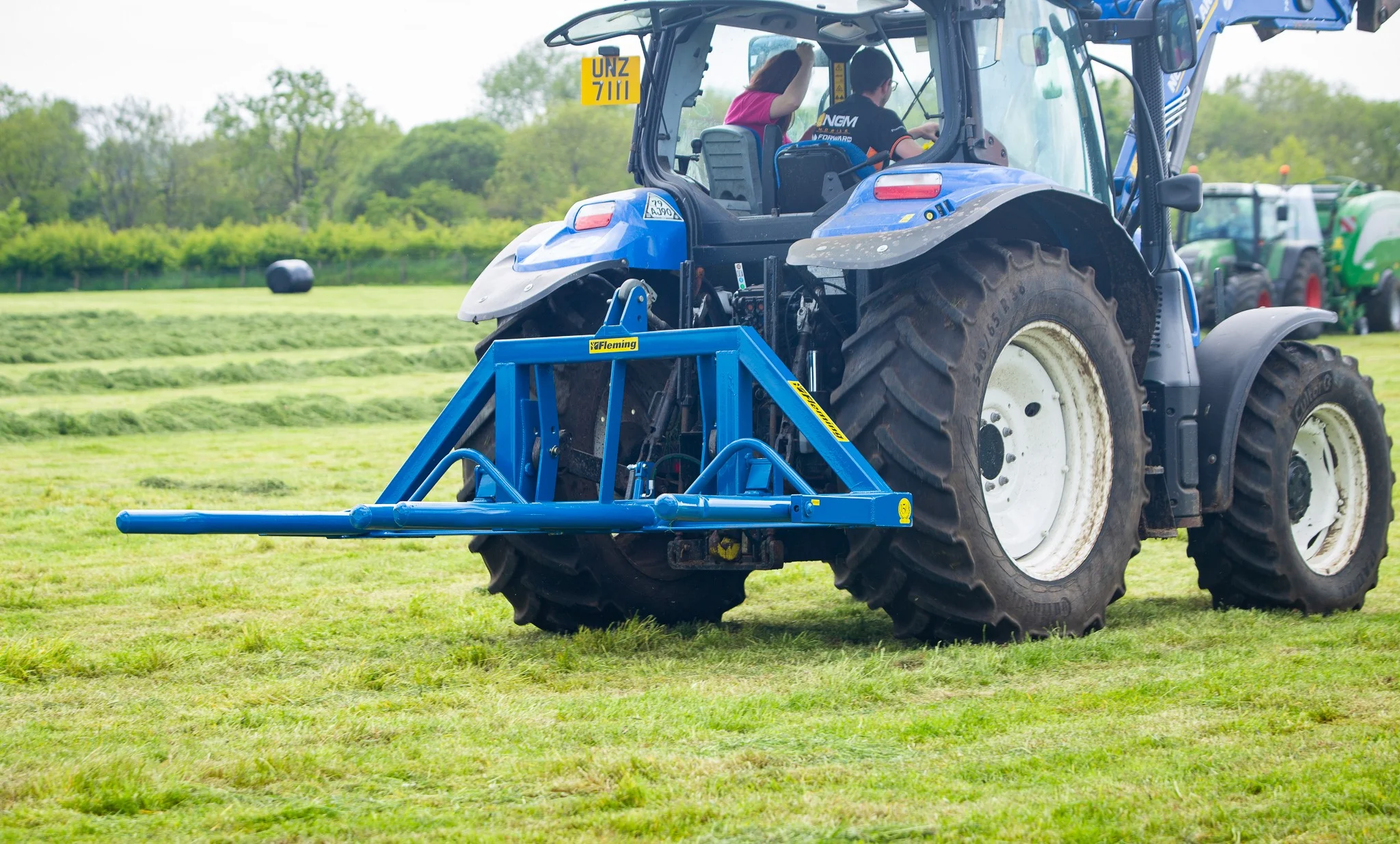Heavy Duty Double Bale Tipper - Image 2