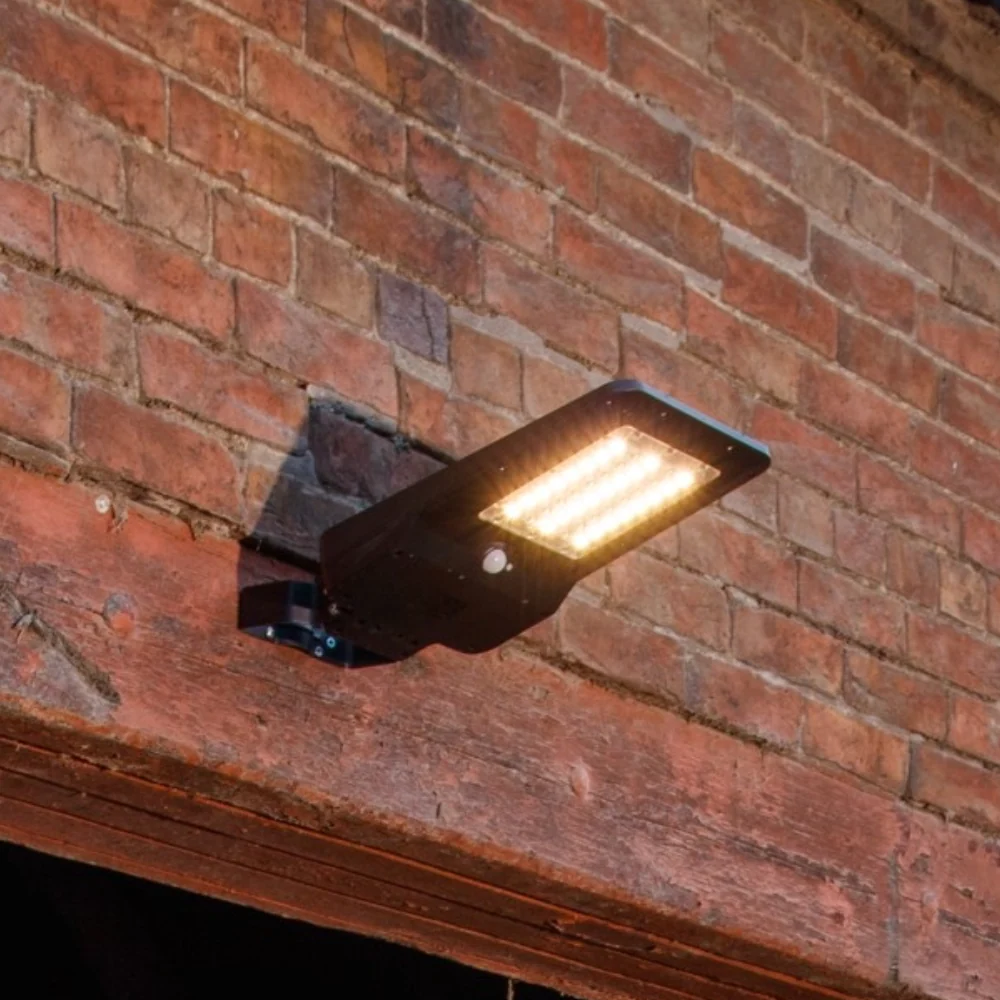 JFC Mini Saber 15W Solar Floodlight 1600 Lumens - Image 2
