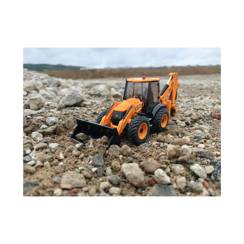 Siku 1:50 JCB 4Cx Backhoe Loader - Image 2